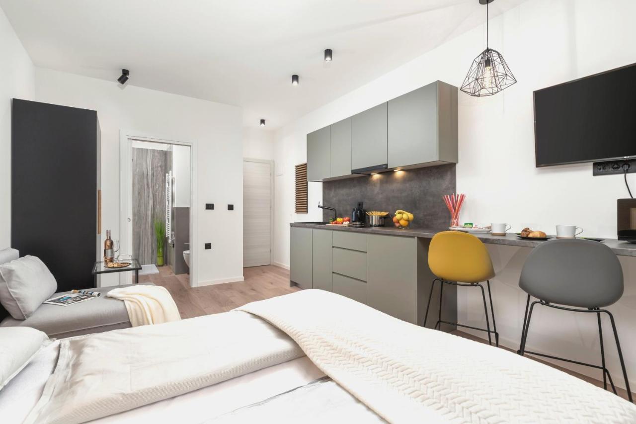Deluxe Apartments & Rooms "In The Center" Rijeka Zewnętrze zdjęcie